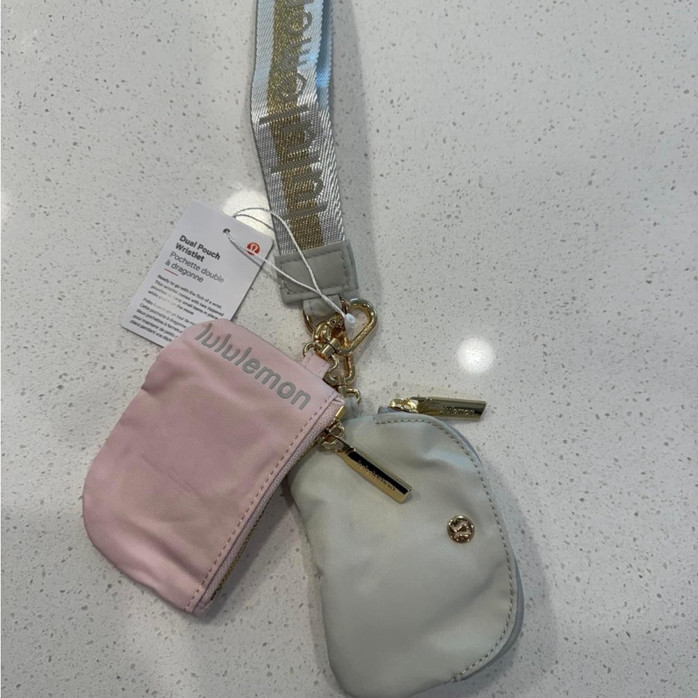 Lululemon dual pouch